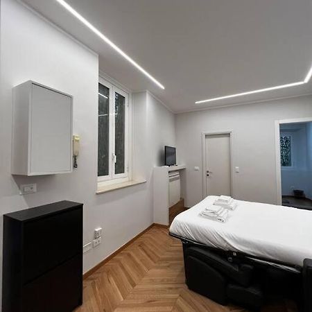 Brera Eleven Apartment Milan Bagian luar foto