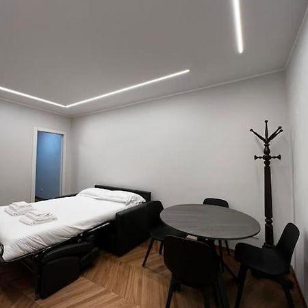Brera Eleven Apartment Milan Bagian luar foto
